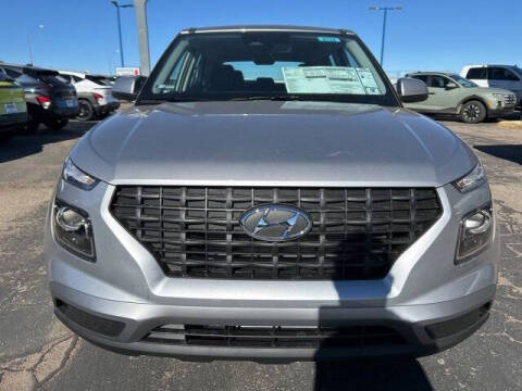 2026 Hyundai Venue SE