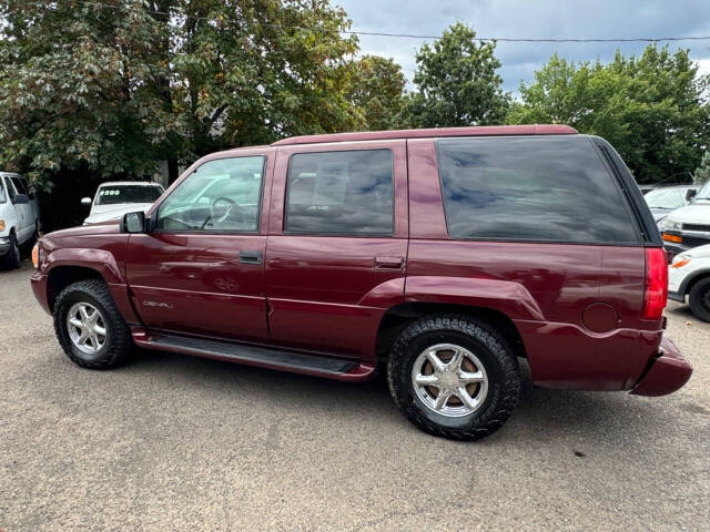 Used 1999 GMC Yukon Base with VIN 1GKEK13R4XR914522 for sale in Portland, OR