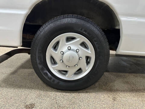 2013 Ford E-Series E-150