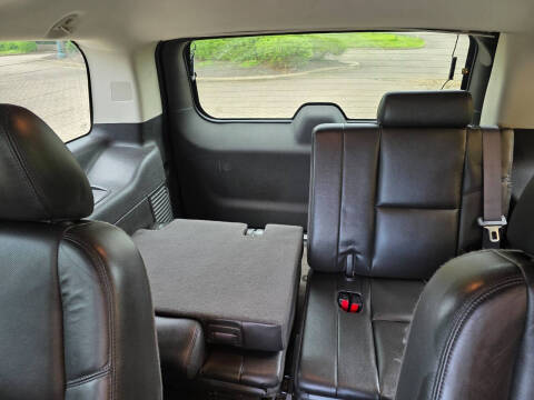 2011 Cadillac Escalade