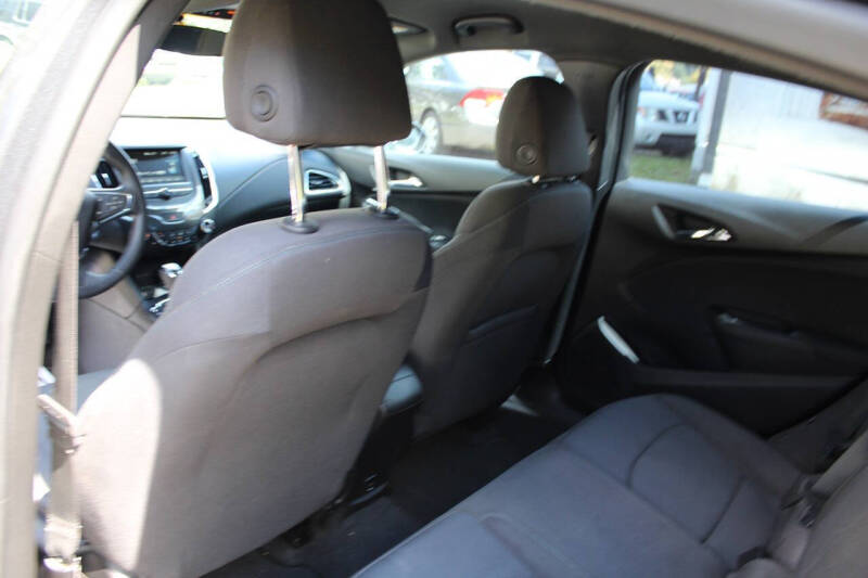 2018 Chevrolet Cruze LT Auto