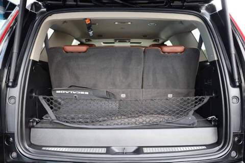 2019 Cadillac Escalade Luxury