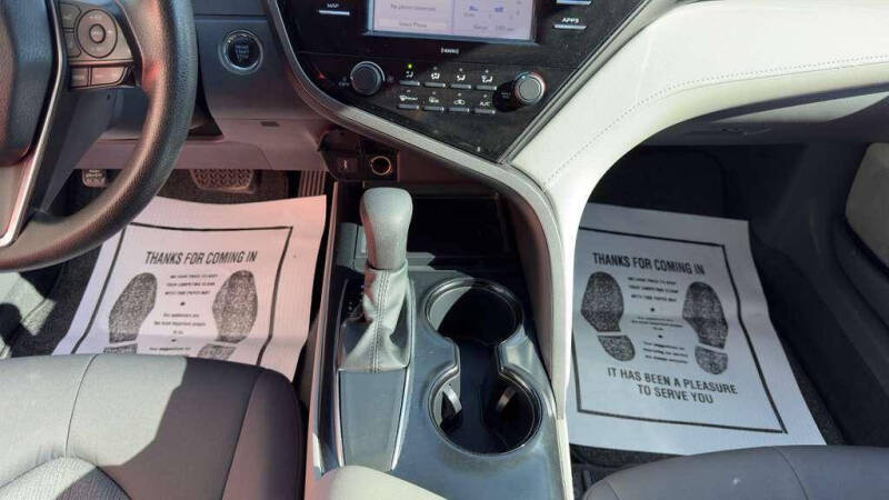 2020 Toyota Camry LE