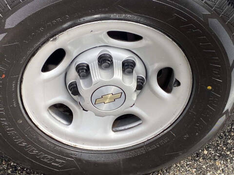2023 Chevrolet Express 2500