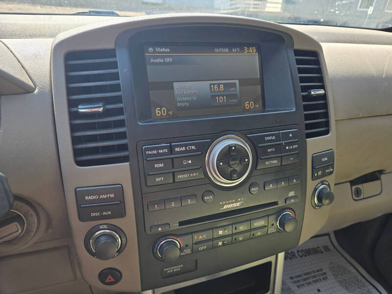 2011 Nissan Pathfinder Silver Edition