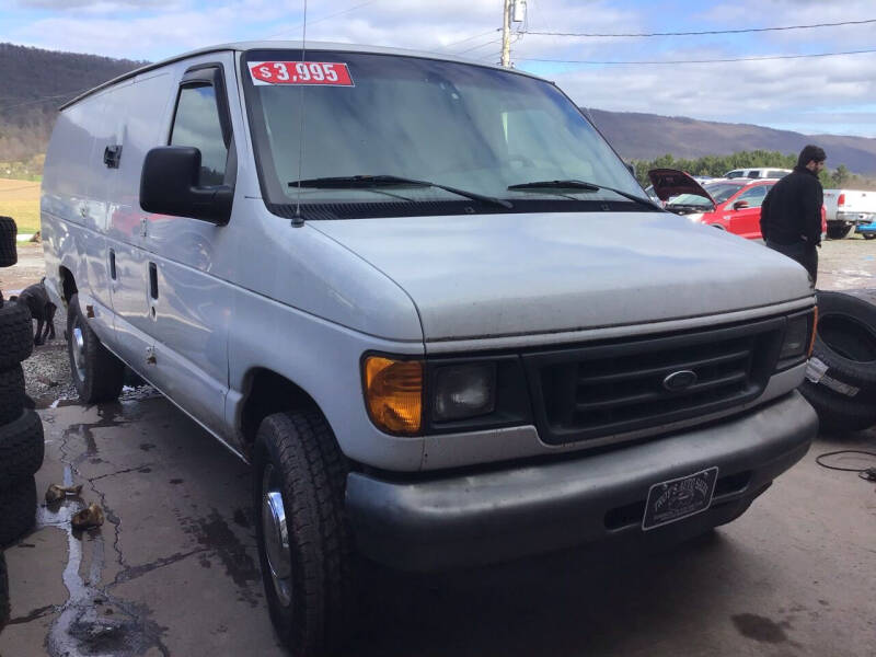 2004 Ford E-Series Cargo