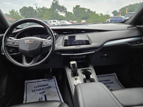 2019 Cadillac XT4 Premium Luxury