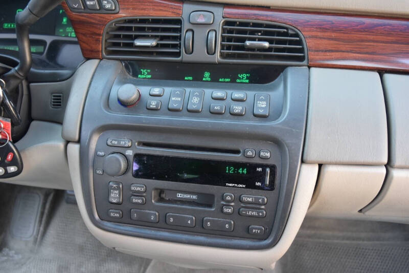 2003 Cadillac DeVille