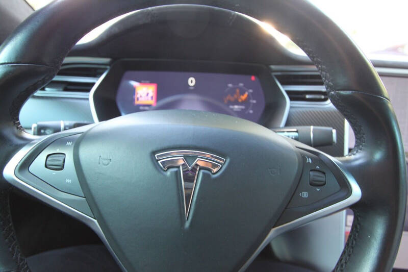 2016 Tesla Model S P90D