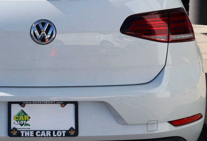 2019 Volkswagen Golf GTI S