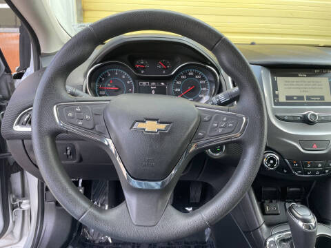 2017 Chevrolet Cruze LT Auto