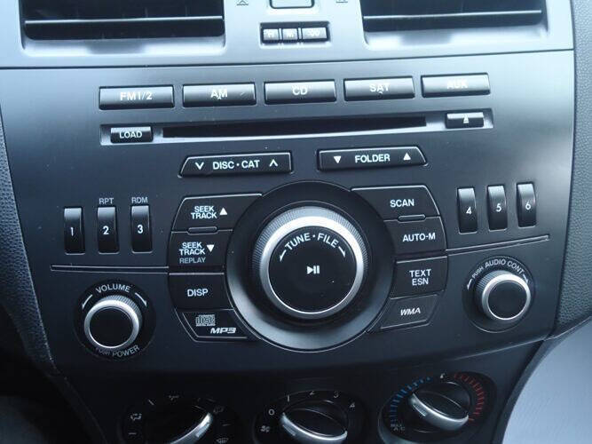 2013 Mazda MAZDA3 i SV