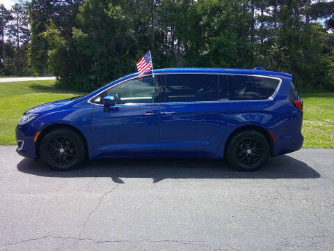 2020 Chrysler Pacifica Touring