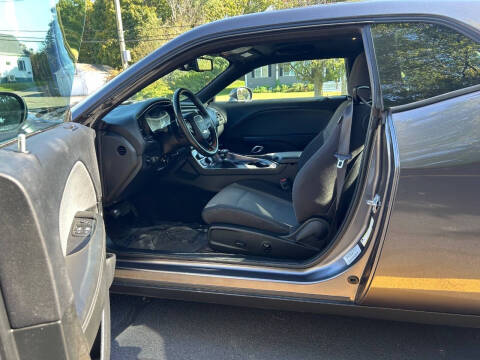 2016 Dodge Challenger SXT