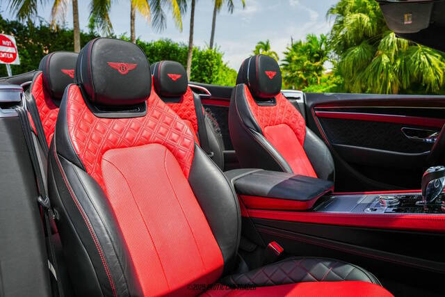 2020 Bentley Continental GTC V8