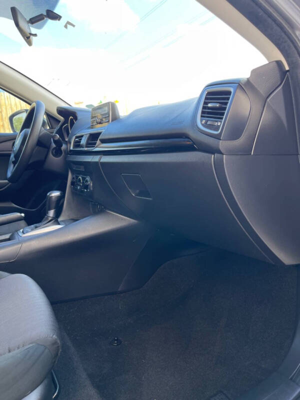 2014 Mazda MAZDA3 i SV