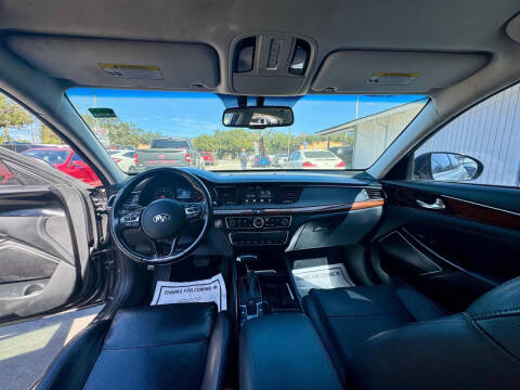 2018 Kia Cadenza Premium