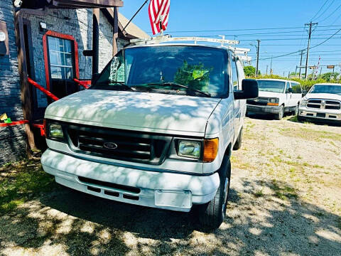 2005 Ford E-Series E-250