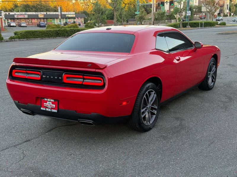 2019 Dodge Challenger SXT