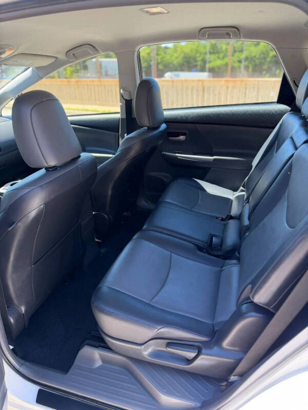 2012 Toyota Prius v