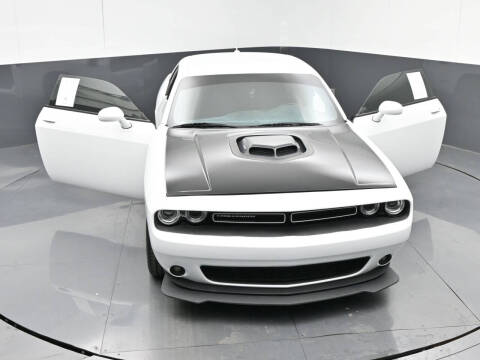 2017 Dodge Challenger R/T Plus