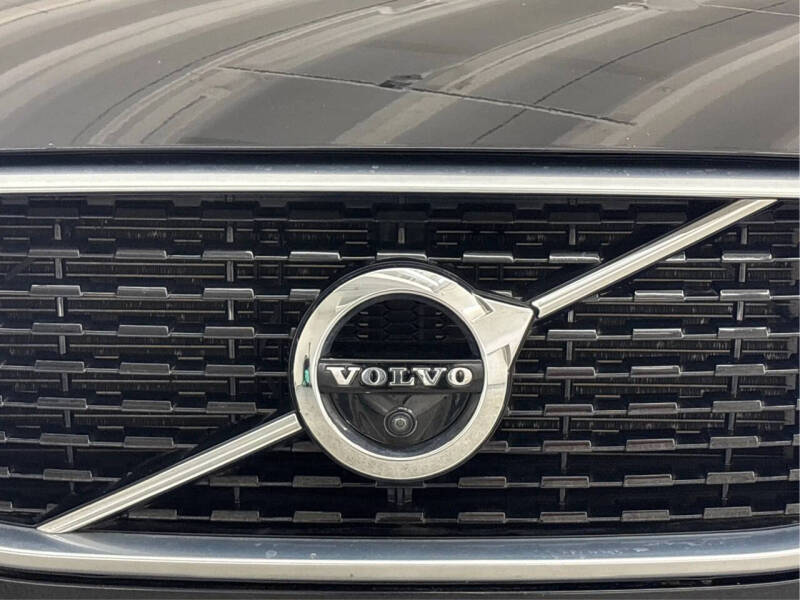 2018 Volvo XC60 T5 R-Design