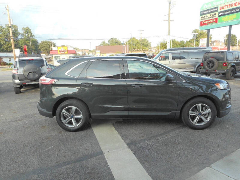 2022 Ford Edge SEL