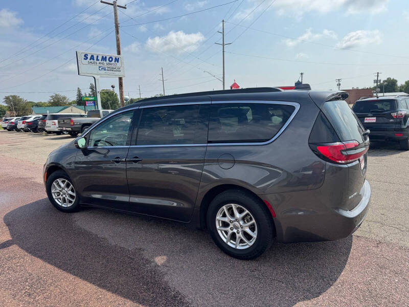 2022 Chrysler Pacifica Touring L