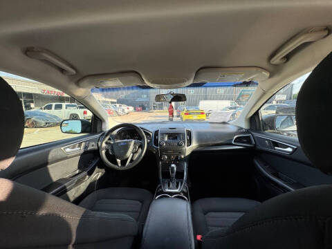 2017 Ford Edge SE