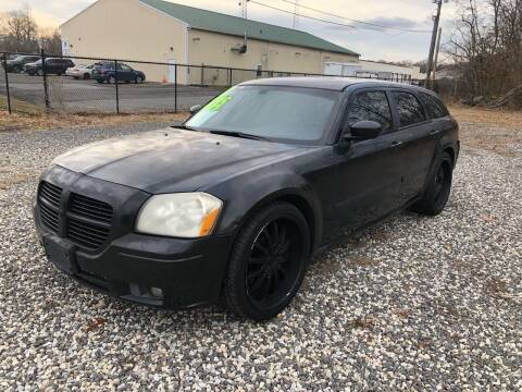 2006 Dodge Magnum for sale at A & R Used Cars in Clayton NJ