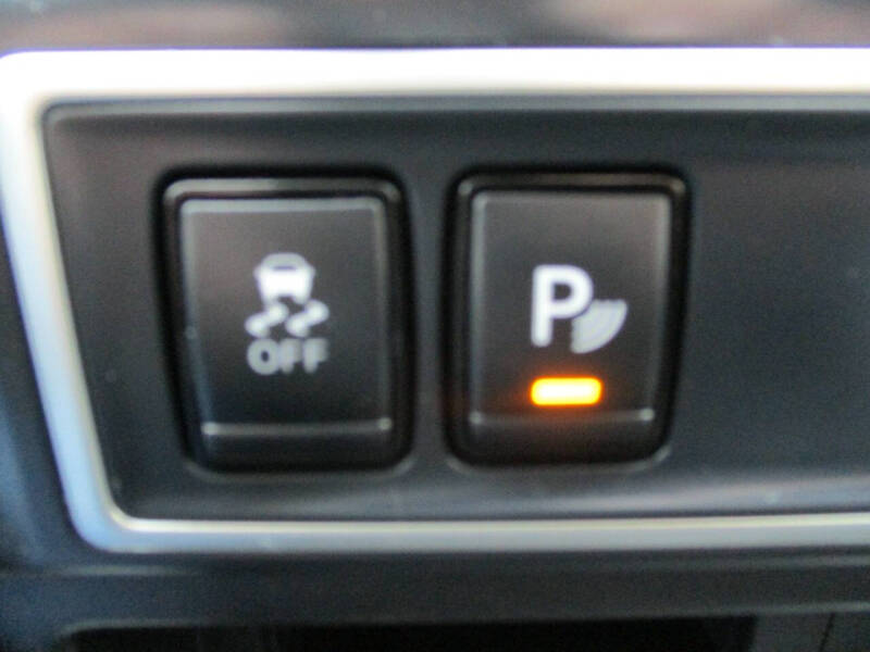 2023 Nissan Titan SV