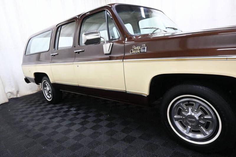 1977 GMC Suburban