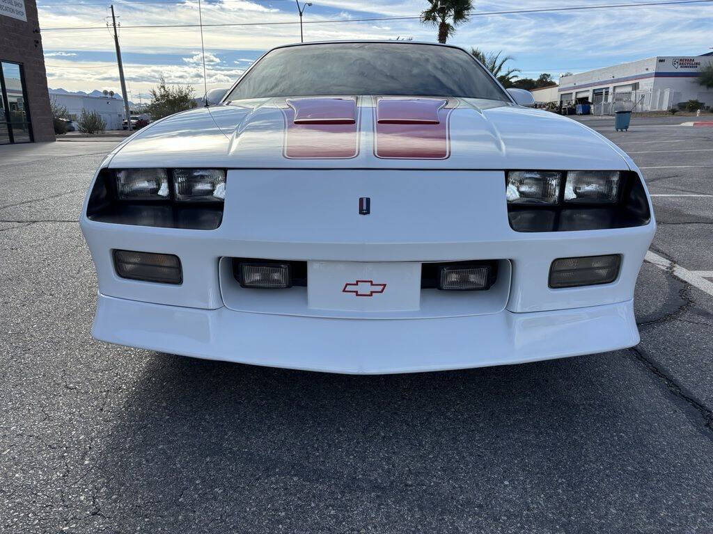 1992 Chevrolet Camaro 18