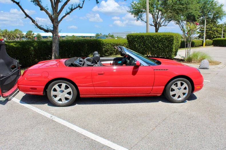 2002 Ford Thunderbird Deluxe