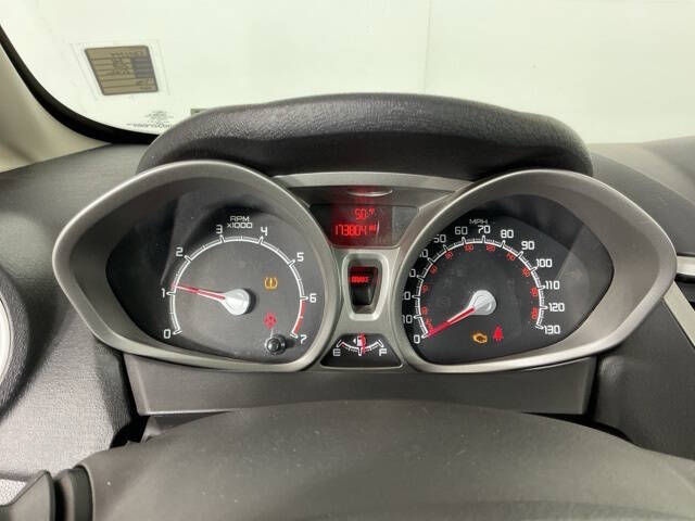 2011 Ford Fiesta SES