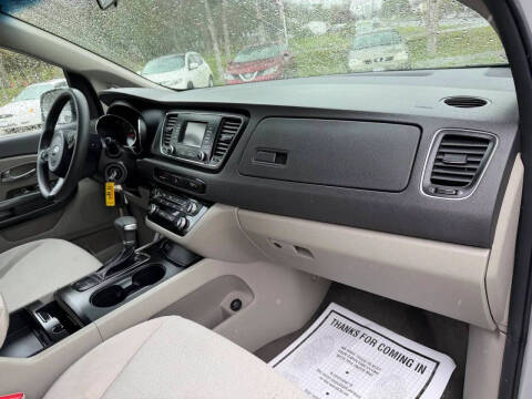 2018 Kia Sedona L