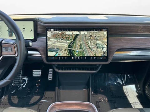 2022 Rivian R1T Adventure