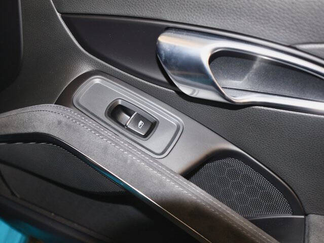 2019 Porsche 911 Carrera GTS