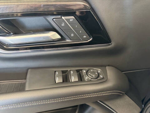 2025 GMC Yukon XL Elevation