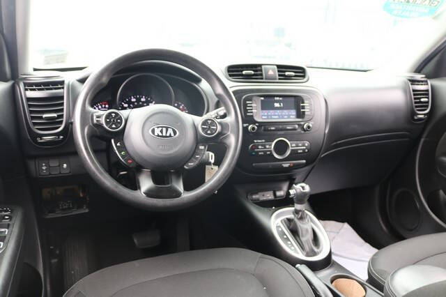 2017 Kia Soul +