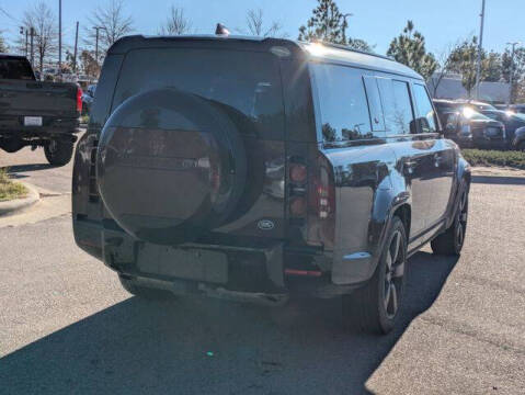 2023 Land Rover Defender 130 X-Dynamic SE