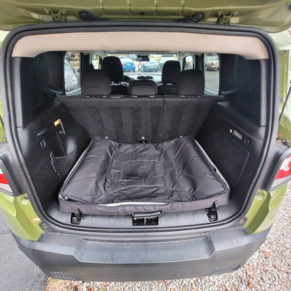 2016 Jeep Renegade Latitude 75th Anniversary