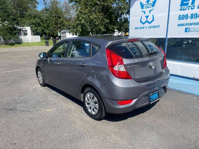 2016 Hyundai Accent SE