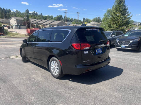 2018 Chrysler Pacifica LX
