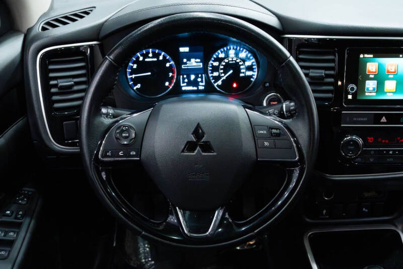 2019 Mitsubishi Outlander SE