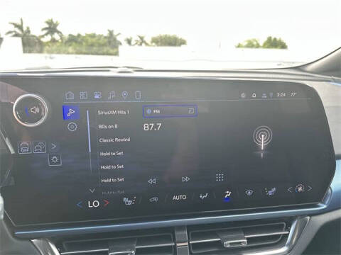 2026 Chevrolet Equinox EV LT 2