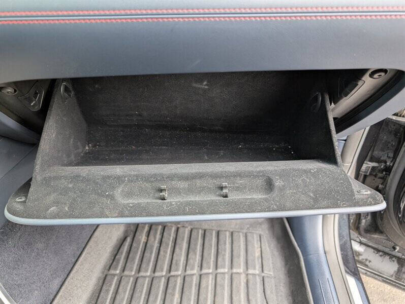 2023 Genesis GV70 2.5T Standard