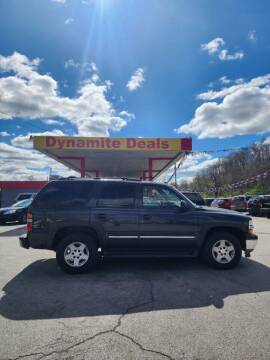 2005 Chevrolet Tahoe for sale at Dynamite Deals LLC in Arnold MO