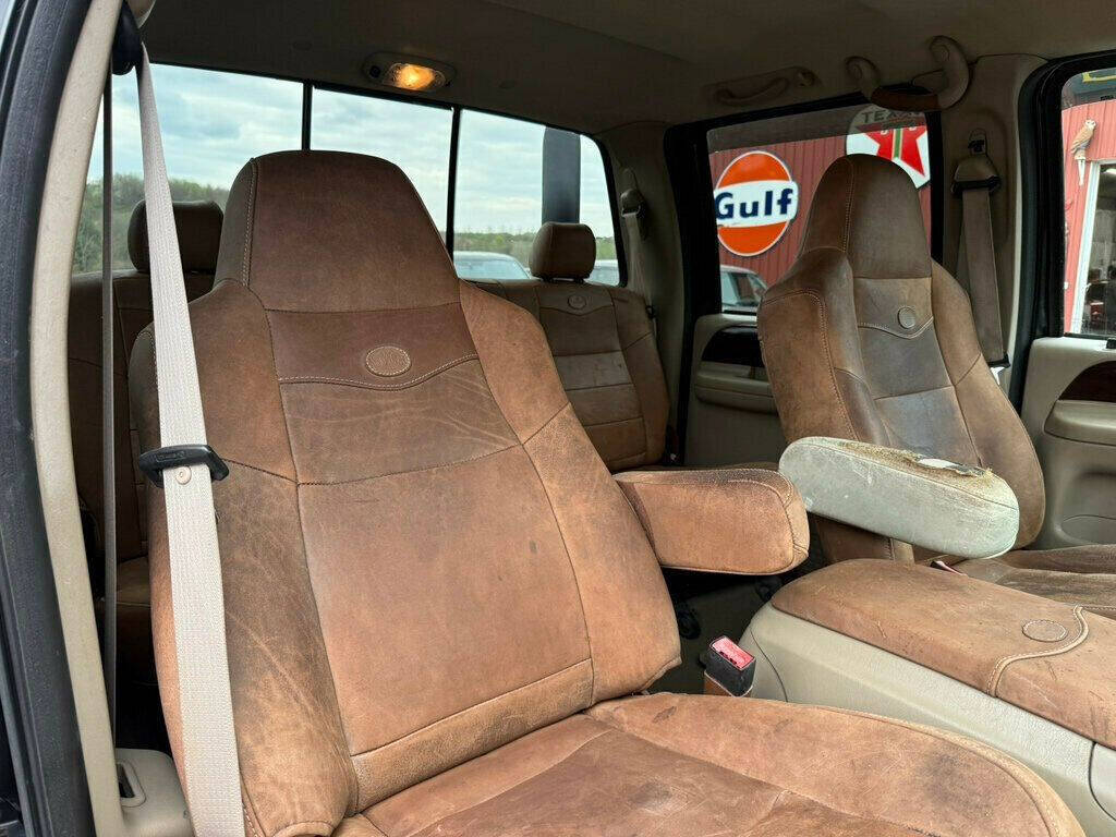 2005 Ford F-350 Super Duty 54