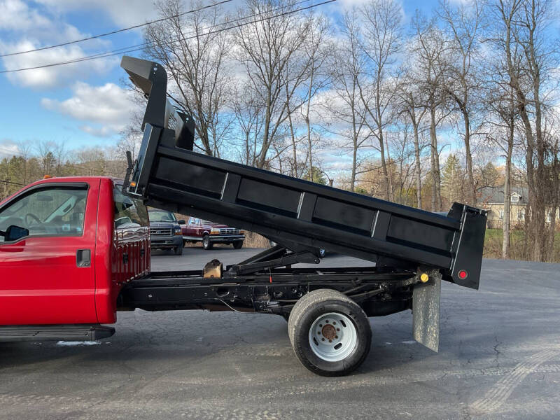 2015 Ford F-350 Super Duty Chassis Cab XLT photo 5